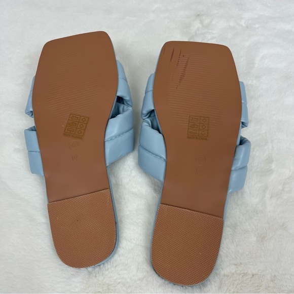 NWT BOOHOO WIDE WIDTH PADDED CRISS STRAP SLIDE SANDALS IN PASTEL BLUE SIZE 6 - Picture 10 of 14